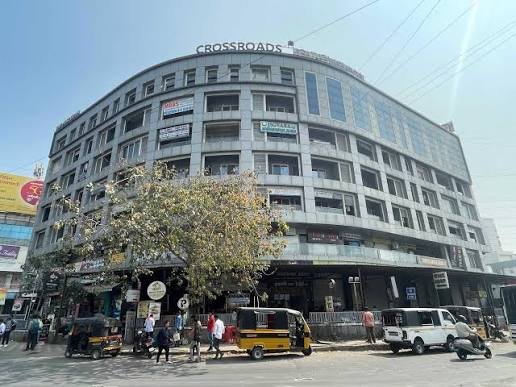 Holy Cross Road, Pune